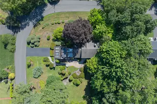11 Wheeler Pl E, West Nyack, NY 10994 - Photo 3