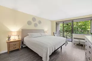 15 Stewart Pl, White Plains, NY 10603 - Photo 13