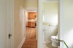 11 Summit St, Eastchester, NY 10709 - Photo 13