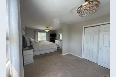 25 Marc Street, Ronkonkoma, NY 11779 - Photo 23