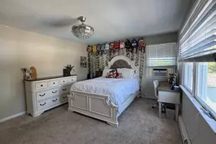 25 Marc St, Ronkonkoma, NY 11779 - Photo 19
