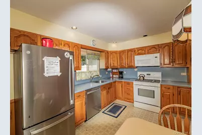 2080 Seamans Neck Road, Seaford, NY 11783 - Photo 11