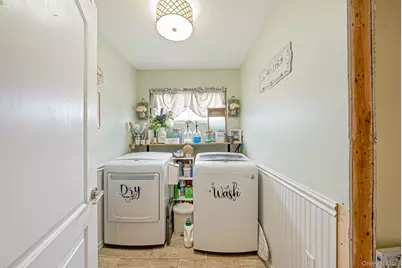 1582 Little Neck Avenue, North Bellmore, NY 11710 - Photo 37