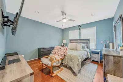 1582 Little Neck Avenue, North Bellmore, NY 11710 - Photo 29