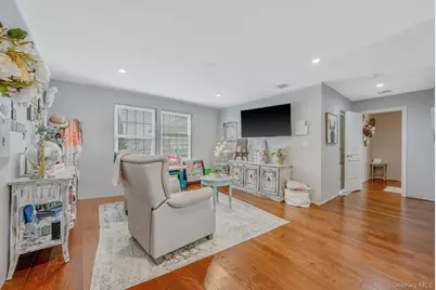 1582 Little Neck Avenue, North Bellmore, NY 11710 - Photo 23