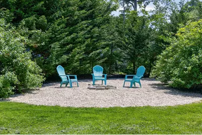 322 Rose Lane, Smithtown, NY 11787 - Photo 39