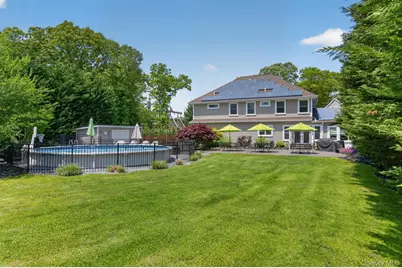 322 Rose Lane, Smithtown, NY 11787 - Photo 35