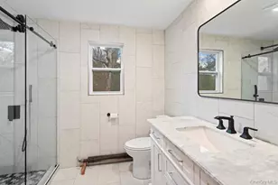 43 Van Nostrand Ave, Great Neck, NY 11024 - Photo 19