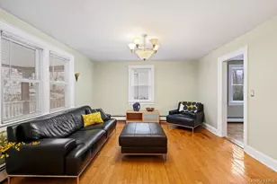 43 Van Nostrand Ave, Great Neck, NY 11024 - Photo 7