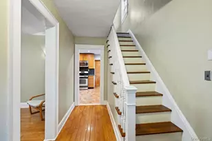 43 Van Nostrand Ave, Great Neck, NY 11024 - Photo 5