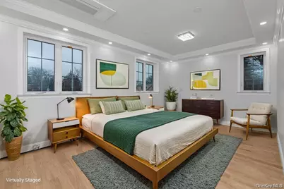 27-09 Utopia Parkway, Flushing, NY 11358 - Photo 9