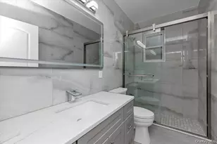 27-09 Utopia Pkwy, Flushing, NY 11358 - Photo 13