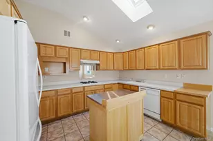 40 Willow Ct, Manorville, NY 11949 - Photo 13