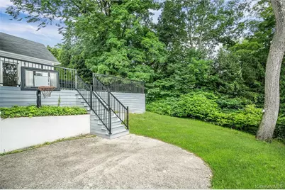 4 Parkfield Road, Scarsdale, NY 10583 - Photo 27