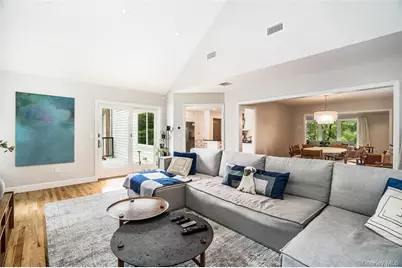 4 Parkfield Road, Scarsdale, NY 10583 - Photo 11