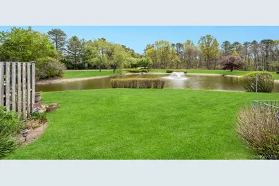 194 Gothic Circle, Manorville, NY 11949 - Photo 25