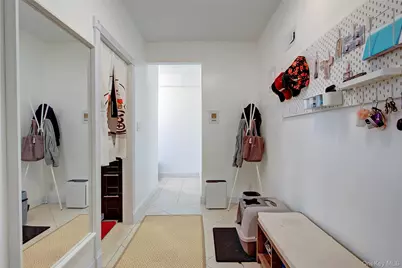 167-10 Crocheron Avenue #3L, Flushing, NY 11358 - Photo 3
