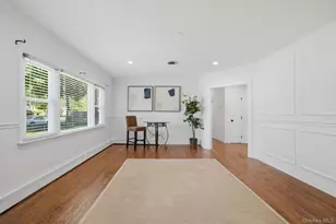 231 Maple St, Medford, NY 11763 - Photo 5