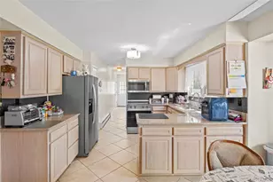 8 Lisa Ct, Medford, NY 11763 - Photo 13