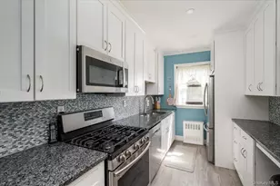 25 Elizabeth St, Farmingdale, NY 11735 - Photo 9