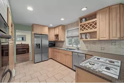 28 River Road, Suffern, NY 10901 - Photo 7