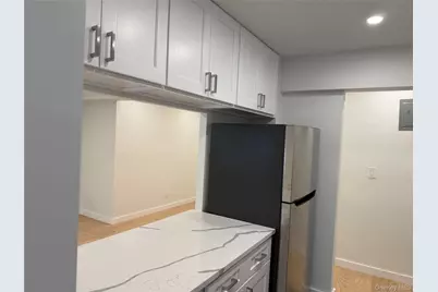 632 Warburton Avenue #3B, Yonkers, NY 10701 - Photo 5