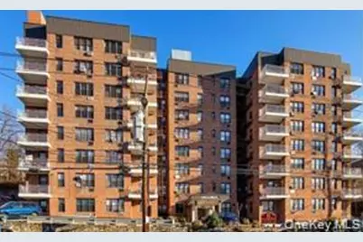 632 Warburton Avenue #3B, Yonkers, NY 10701 - Photo 1