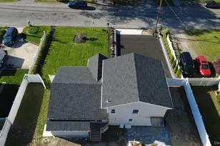 354 Easton St, Ronkonkoma, NY 11779 - Photo 3