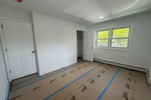 354 Easton St, Ronkonkoma, NY 11779 - Photo 9