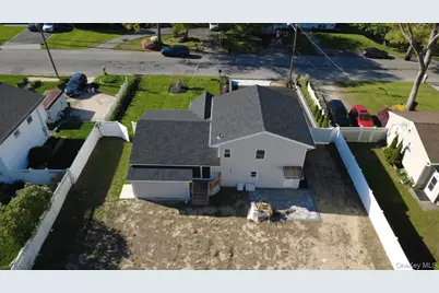 354 Easton Street, Ronkonkoma, NY 11779 - Photo 5