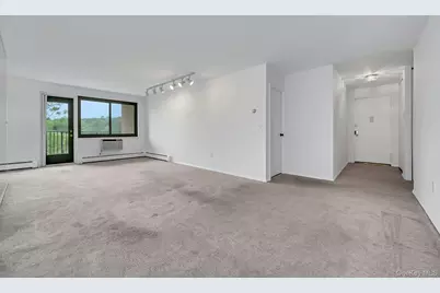 100 E Hartsdale Avenue #5GE, Hartsdale, NY 10530 - Photo 3
