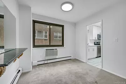 100 E Hartsdale Avenue #5GE, Hartsdale, NY 10530 - Photo 9