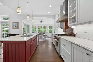 9 Briarsweet Ln, East Hampton, NY 11937 - Photo 19