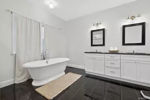 9 Briarsweet Ln, East Hampton, NY 11937 - Photo 25