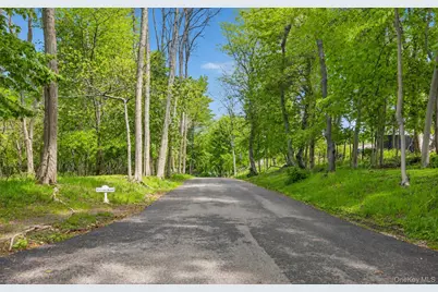 9 Briarsweet Lane, East Hampton, NY 11937 - Photo 45