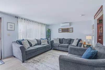 113 W Chestnut Street, Kingston, NY 12401 - Photo 3