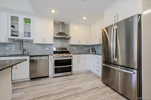 34 Michigan St, Long Beach, NY 11561 - Photo 9