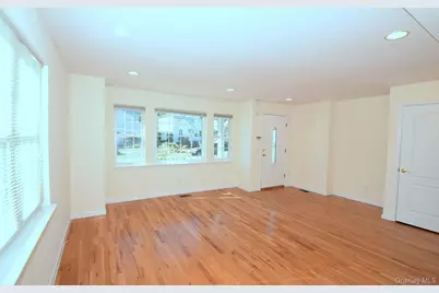 74 Firwood Road #A, Port Washington, NY 11050 - Photo 3