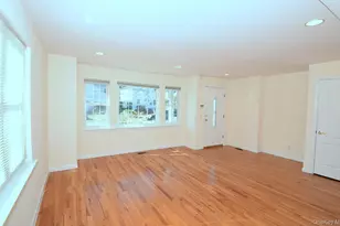 74 Firwood Rd, Port Washington, NY 11050 - Photo 3