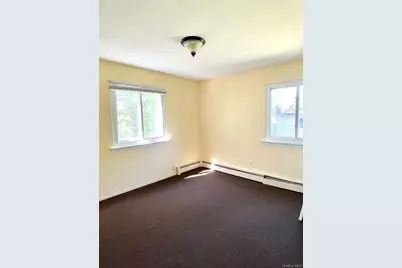 66-68 Hawthorne, East Islip, NY 11730 - Photo 13