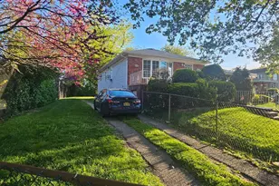 232-20 147th Ave, Springfield Gardens, NY 11413 - Photo 9