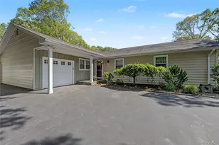 75 Summit Dr, Smithtown, NY 11787 - Photo 3