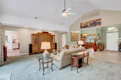 71 Dyke Road, Setauket, NY 11733 - Photo 11
