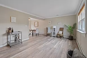 7 Merrimac Ct, Coram, NY 11727 - Photo 3