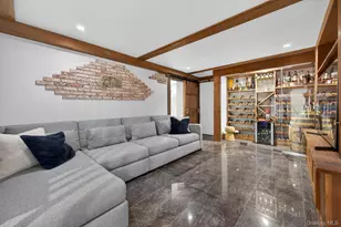 16 Warwick Pl, Port Washington, NY 11050 - Photo 25