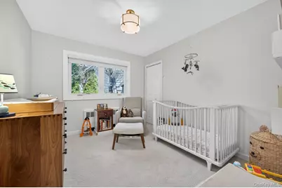 16 Warwick Place, Port Washington, NY 11050 - Photo 19
