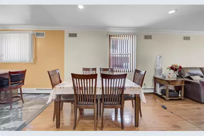296 Burkhard Avenue, Mineola, NY 11501 - Photo 11