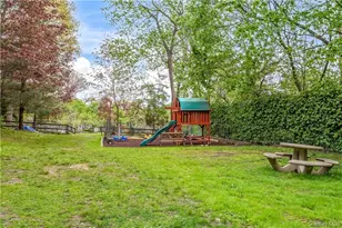 83 Rockledge Rd, Hartsdale, NY 10530 - Photo 23