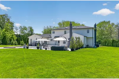 4 Cropley Court, Melville, NY 11747 - Photo 37