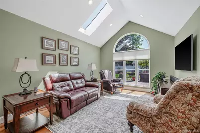 15 Evergreen Lane, Patchogue, NY 11772 - Photo 13